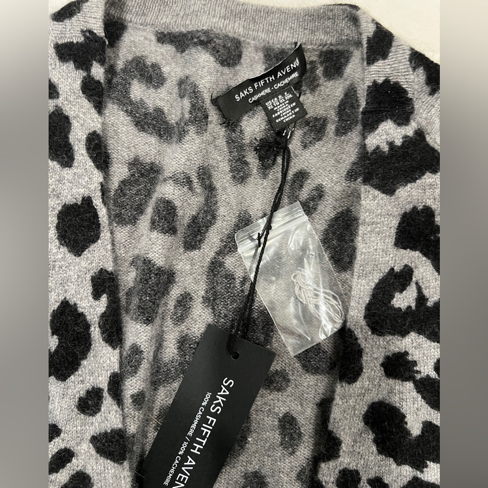 NWT Saks Fifth Avenue Black and Gray Leopard Cashmere Cardigan - Picture 2 of 6